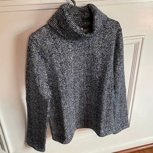 J Crew Ivory Navy Glen Plaid